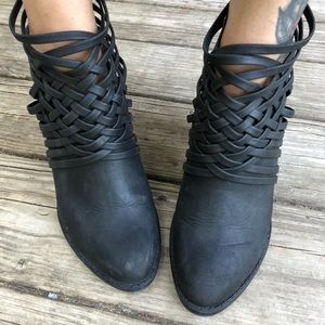 Black target booties